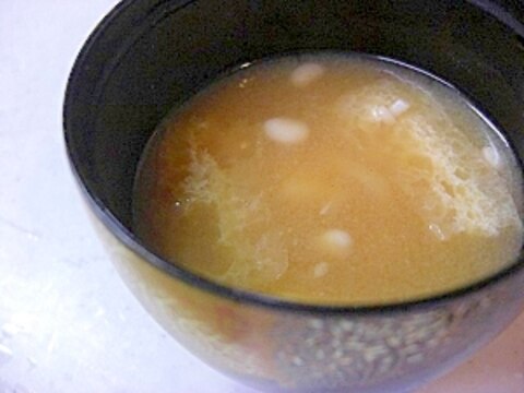 油揚げと豆腐とえのきのお味噌汁